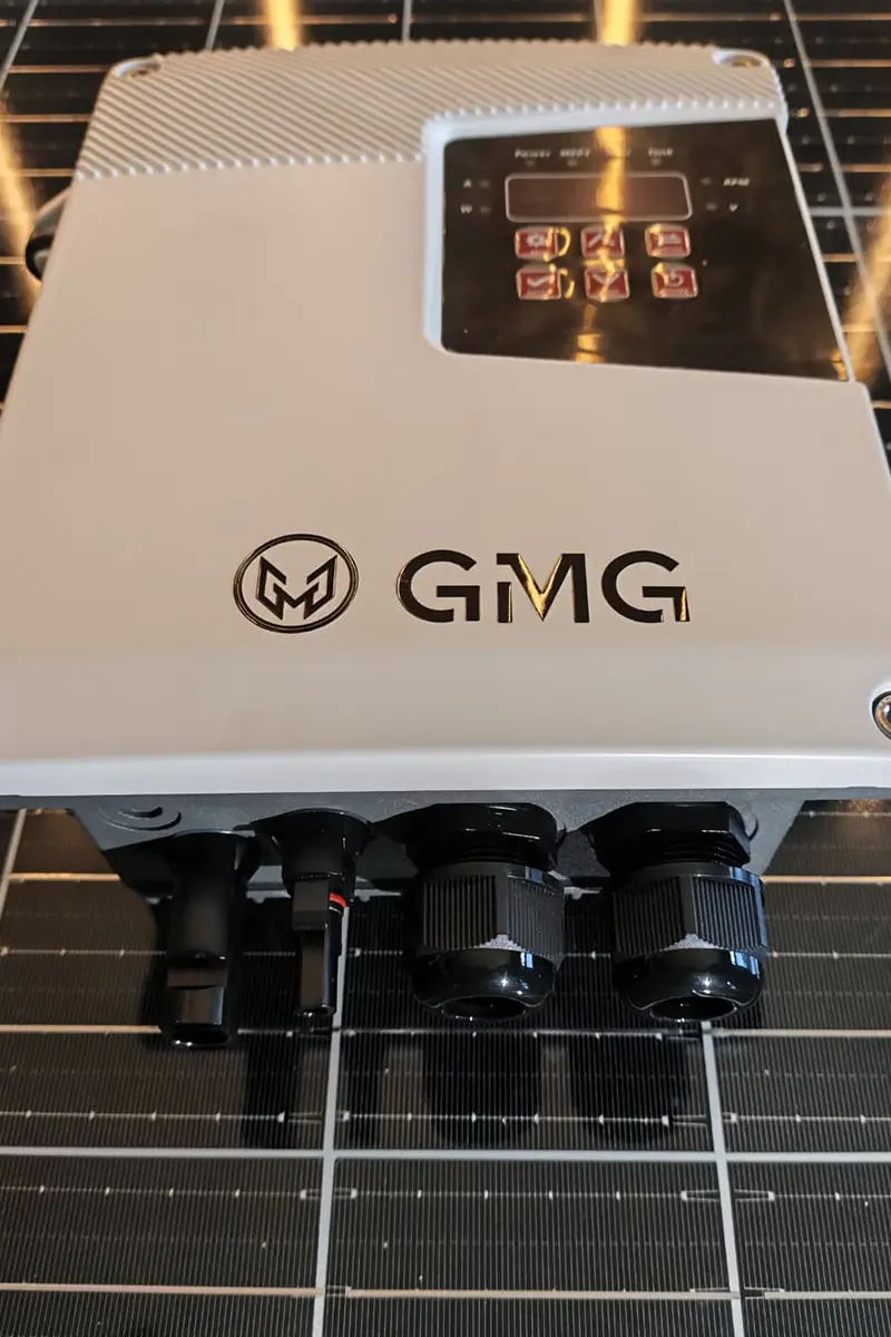 24 Volt 370 Watt Maks 65 Metre 2 Ton Serisi 3 Inch Helezonlu Sürücülü Su Bittiğinde Otomatik Durma Özelliğine Sahip Dc Dalgıç Pompa-detail