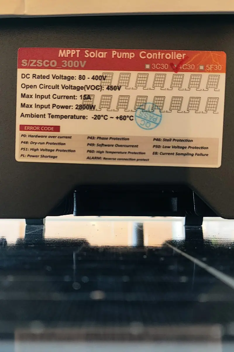 300 Volt 2200 Watt Maks 110 Metre 13 Ton Serisi 4 Inç Fanlı Sürücülü Su Bittiğinde Durma Özelliğine Sahip Şamandıralı Dc Dalgıç Pompa-detail