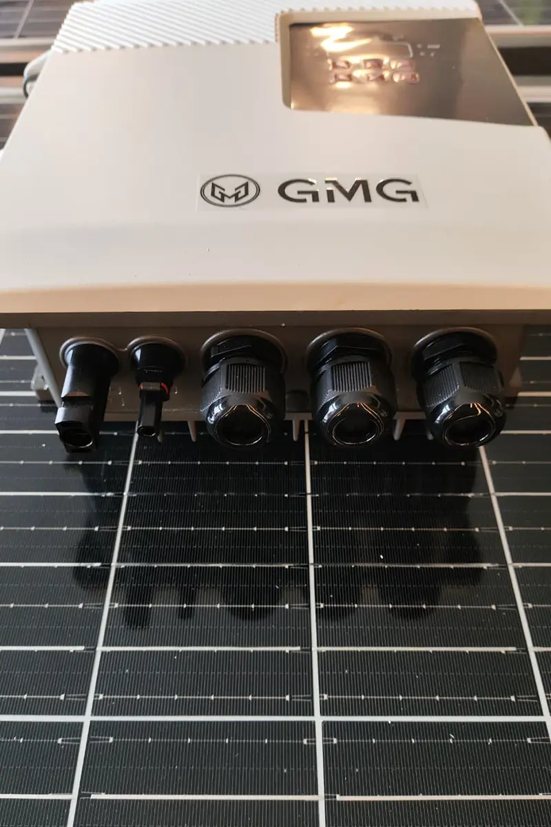 300 Volt 2200 Watt Maks 175 Metre 6 Ton Serisi 4 Inch Fanlı Sürücülü Su Bittiğinde Durma Özelliğine Sahip Dc Dalgıç Pompa-detail