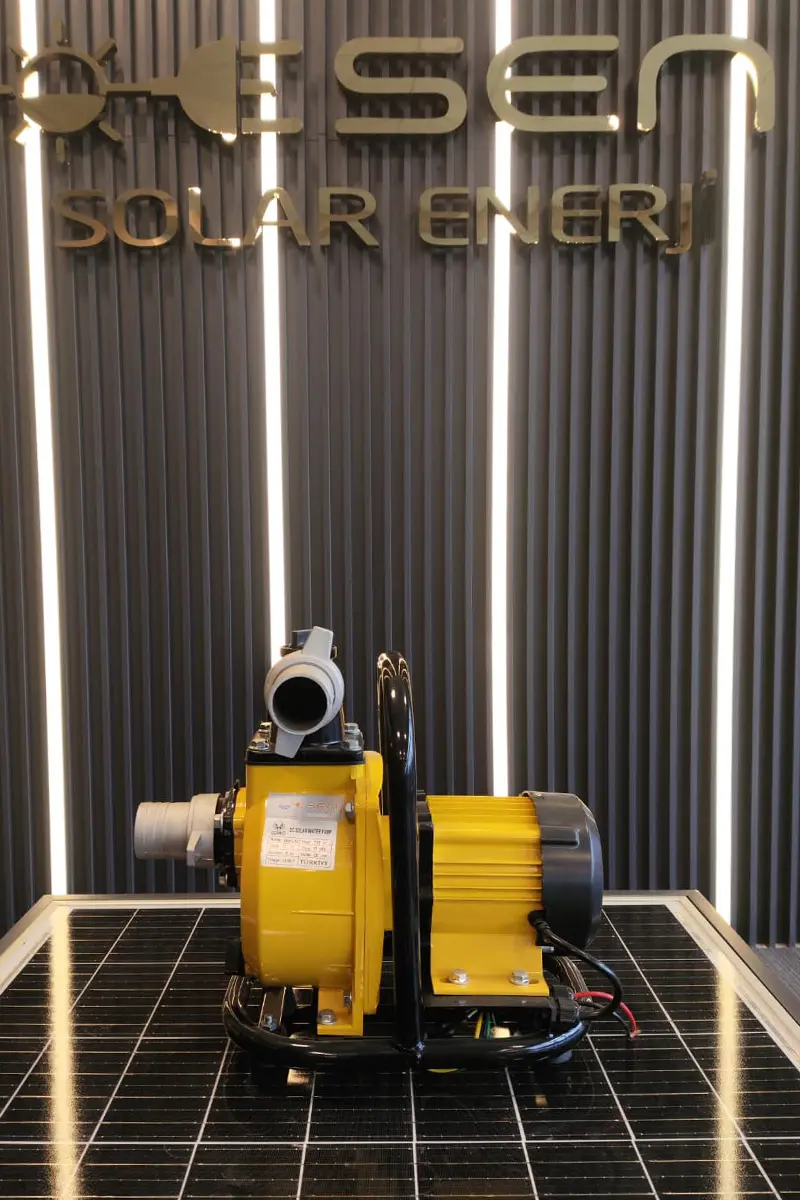 38 Volt - 88 Volt Arası Çalışabilen 750 Watt Maks. 12 Metre 30 Ton Serisi Santrifüj(salyangoz) Su Pompası