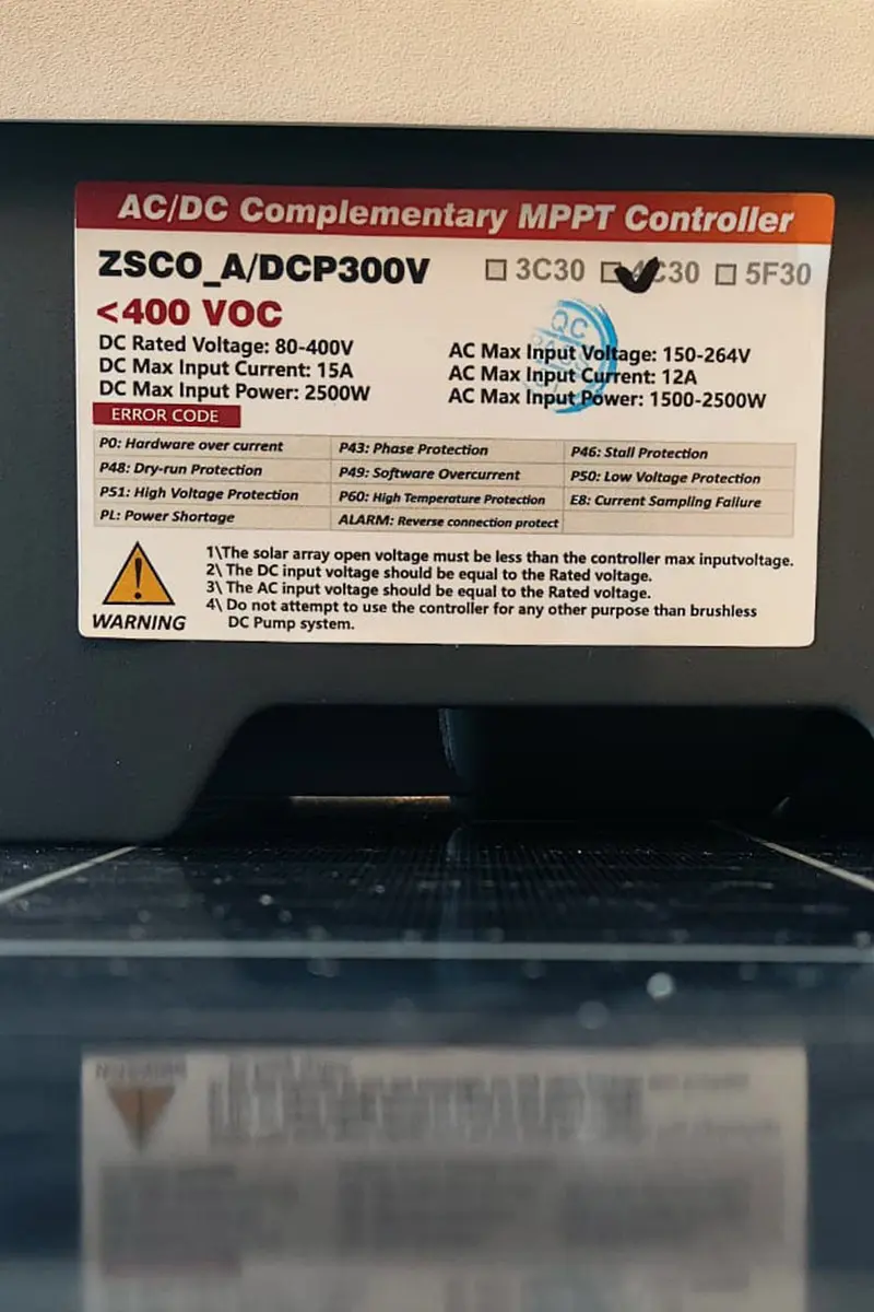 80 - 400 Volt 2500 Watt Maks 68 Metre 19 Ton Serisi 4 Inch Çelik Fanlı Çelik Gövde Sürücülü Ve Şebeke Ile Tam Hibrit Çalışabilen Su Bittiğinde Otomatik Durma Özeliğine Sahip Şamandıralı Dalgıç Pompa-detail